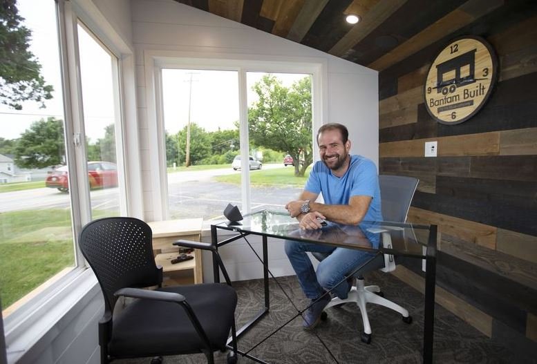 Demand for Tiny Homes Goes Up Throughout Pandemic as Extra Folks Flip Backyards into Workplaces